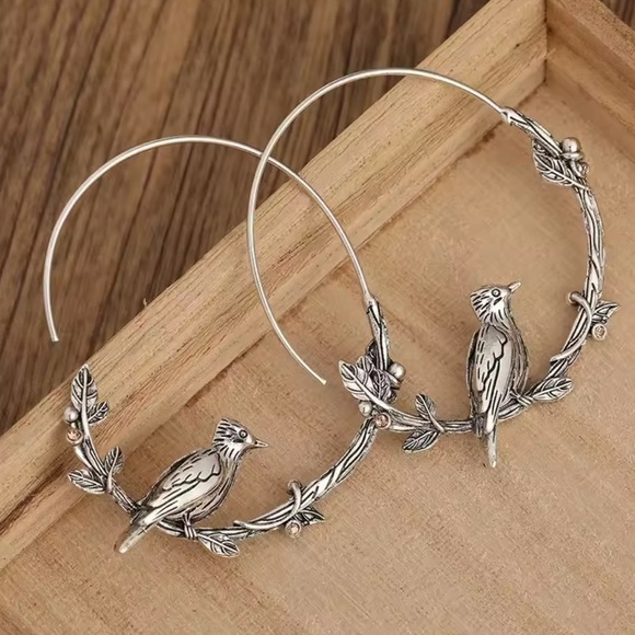 Vintage Bird Hoop Silver Earrings - Picture 1 of 5